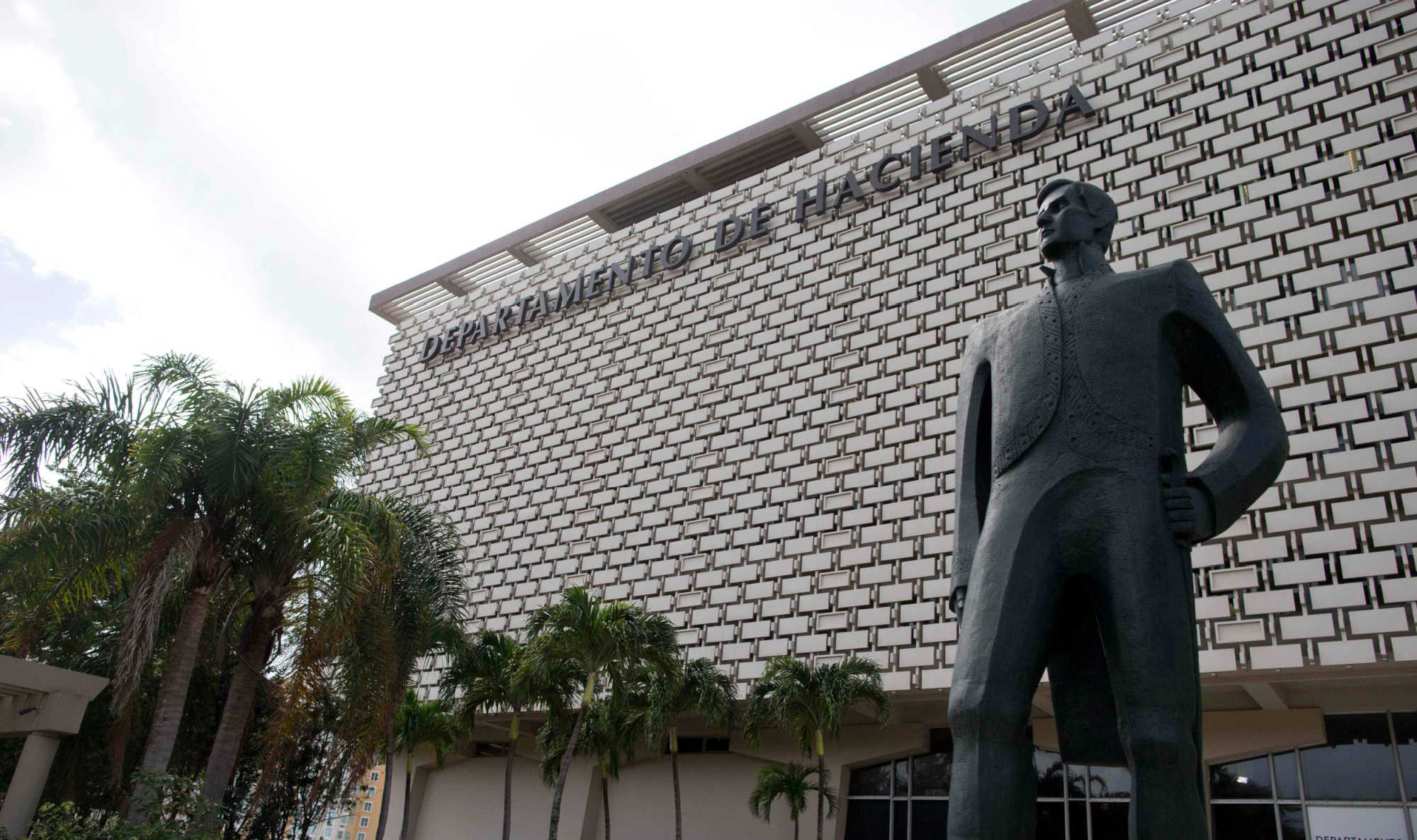 Puerto Rico Treasury Employee Admits Taking Bribes in Scheme That Cost $6.77 Million
